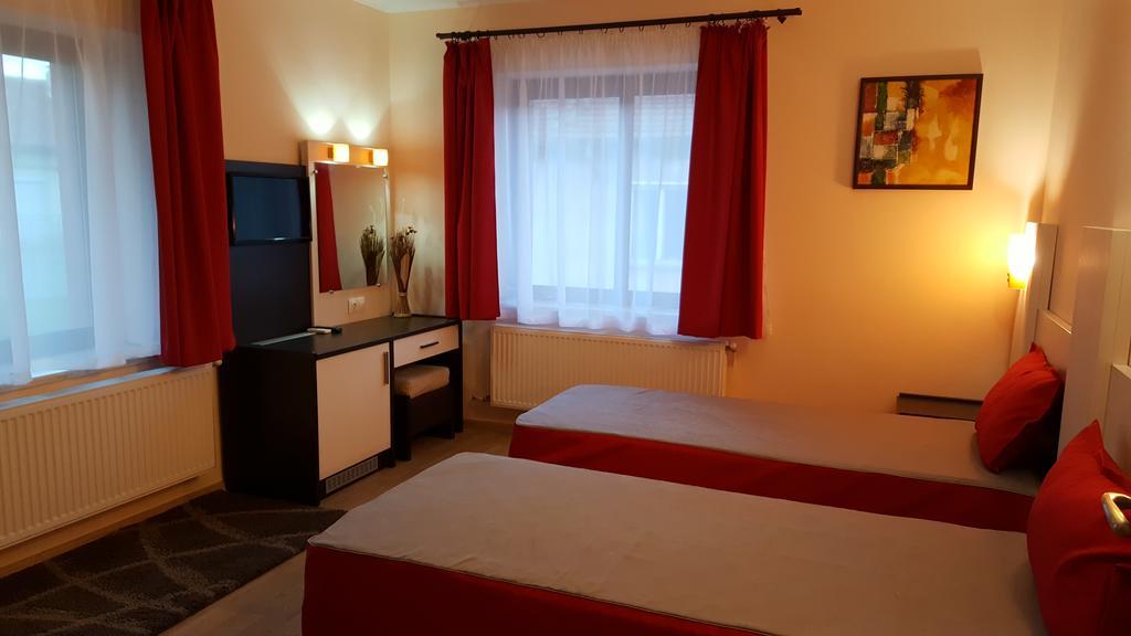 Ego Guest House ベログラドチク エクステリア 写真